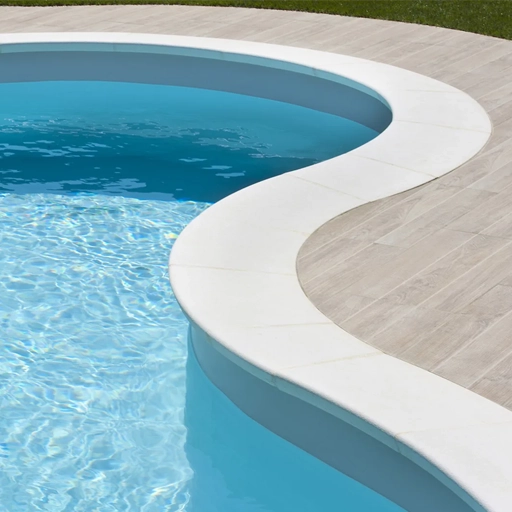 Outdoor fibreglass pool margelles